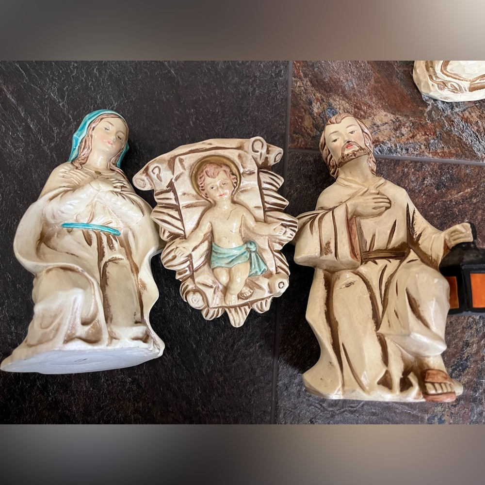 Vintage 12 piece Nativity set. Made in Japan - Picture 8 of 13